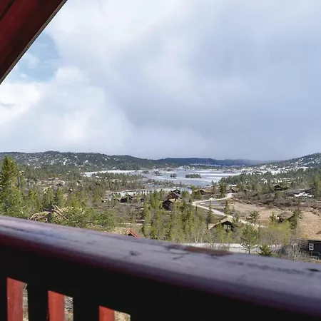 Three-bedroom Holiday In Nissedal
